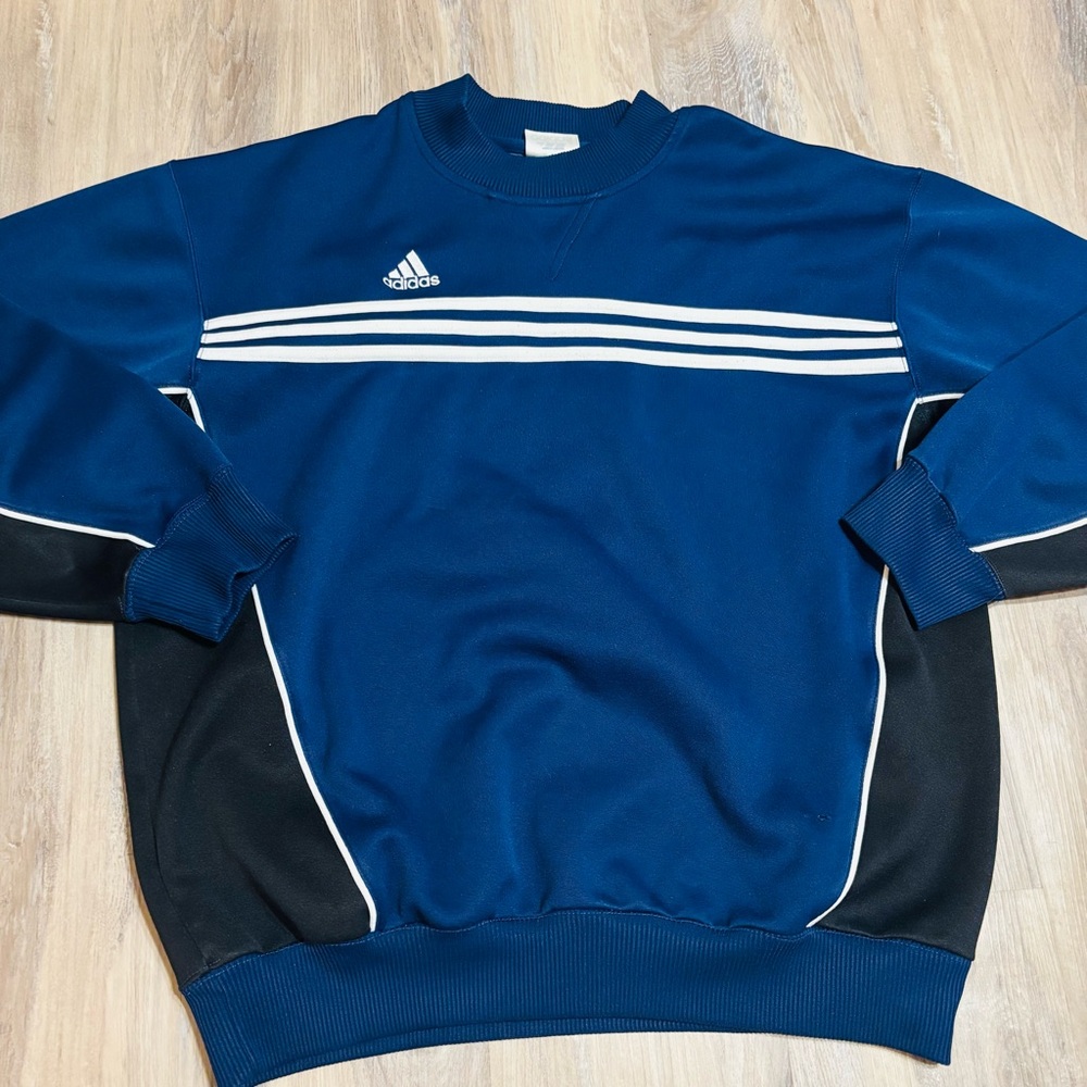 Men’s Vintage Adidas Crewneck Blue size medium